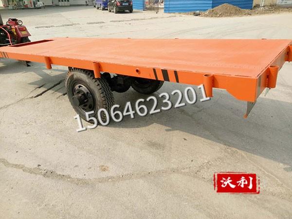 平板拖車廠家介紹其應(yīng)用注意事項