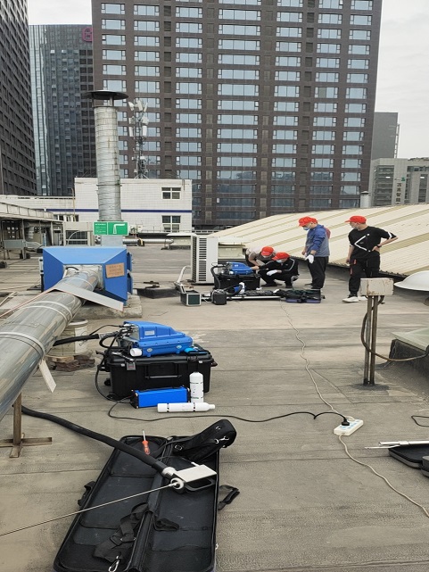 配合陜西省環(huán)境科學(xué)設(shè)計(jì)院在大金機(jī)電進(jìn)行非甲烷總烴濃度測試